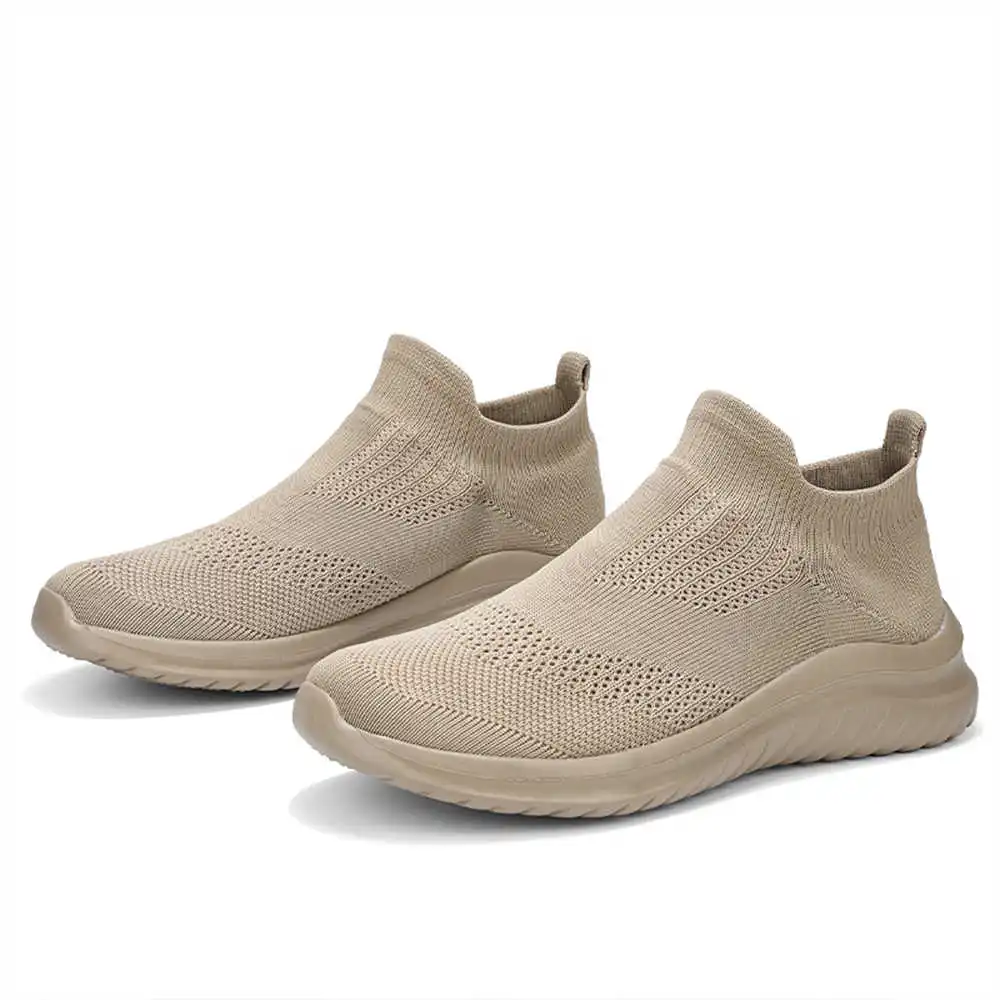 Sepatu olahraga pria, krem lem - Outdoor Sports Center ulasan dan harga