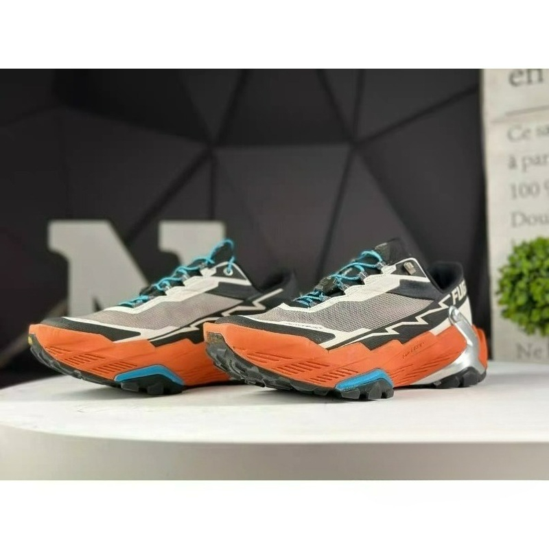 Sepatu Lari Trail Merek Asli,  - Outdoor Sport Brand ulasan dan harga